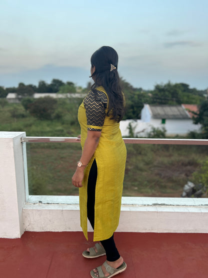 Raw silk -Mehandi green