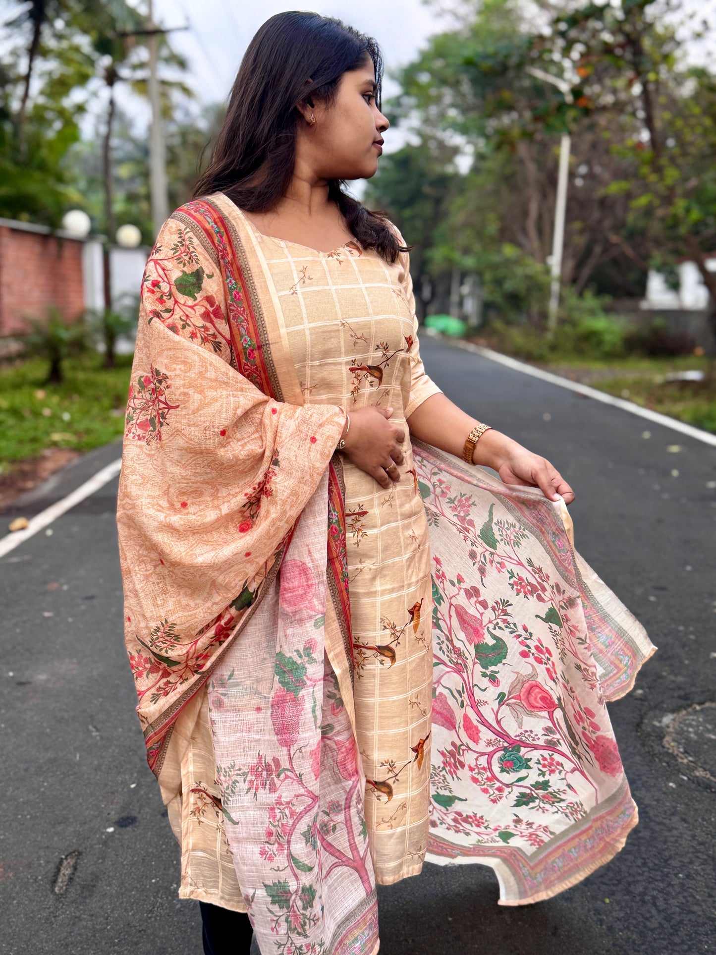 Floral Paravaigal Linen Cotton Set