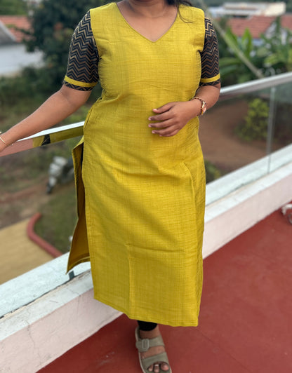 Raw silk -Mehandi green